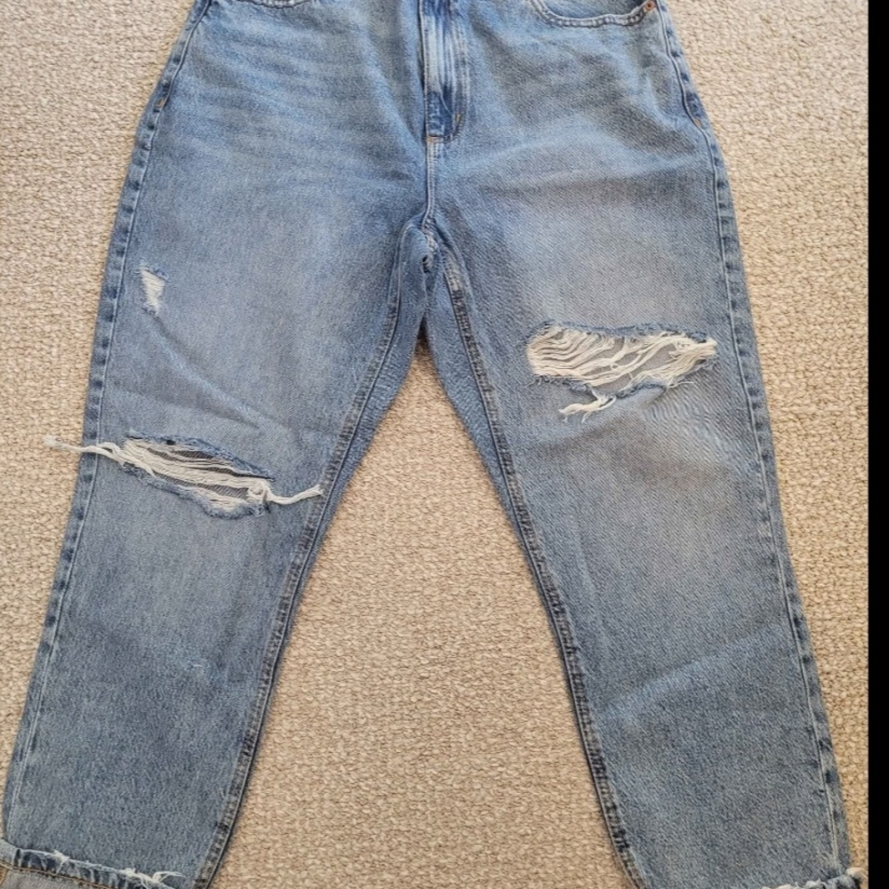 Dynamite Blue Distressed Ankle Jeans